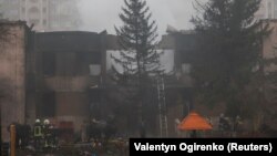 Місце падіння гелікоптера в Броварах – загинули 14 людей, зокрема одна дитина та керівництво МВС, 18 січня 2022 року 