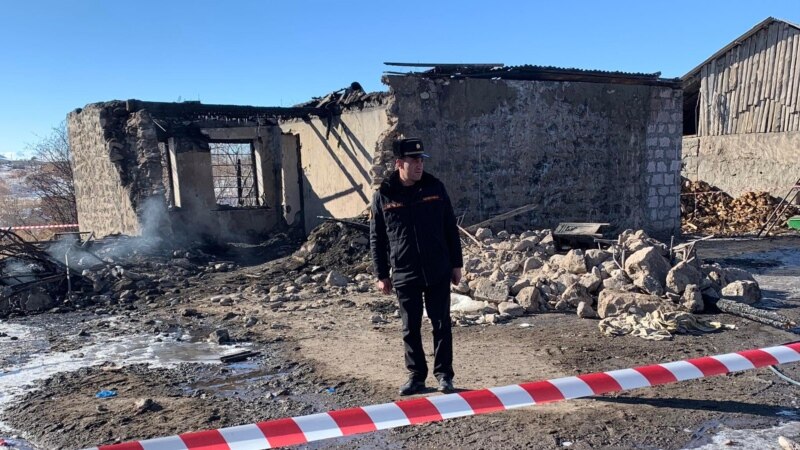 Најмалку 15 ерменски војници загинаа при пожар 