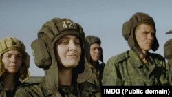 Кадр із російського пропагандистського фільму «Ополченочка»