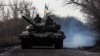Ukrán harckocsi Bahmut közelében 2023. január 20-án