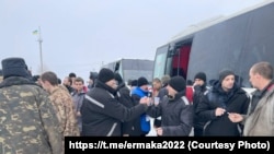 Schimb de prizonieri din Rusia și Ucraina, 4 februarie 2023. Fotografie preluată pe canalul Telegram al lui Andrei Iermak