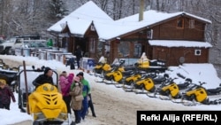 "Do të ishte ideale sikur të binte së paku një metër borë dhe turistët të ktheheshin - gjë që është e pamundur".