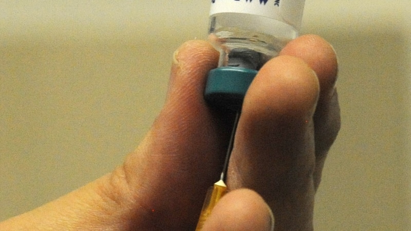В Казахстан завезли полмиллиона доз коревой вакцины, её планируют доставить в регионы
