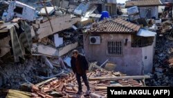Organizaţia Mondială a Sănătăţii a tranmis sâmbătă că aproape 26 de milioane de persoane ar fi fost afectate de seismele care au lovit în această săptămână Turcia şi Siria.