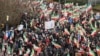 تجمع‌کنندگان، پارلمان اروپا را به اتخاذ گام‌های قاطع دیگری در برابر خشونت‌های جمهوری اسلامی ایران علیه معترضین ماه‌های اخیر ایران، فرا خواندند