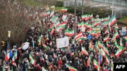 People take part in a rally against the Iranian regime in front of the European Parliament in Strasbourg, eastern France, on January 16.