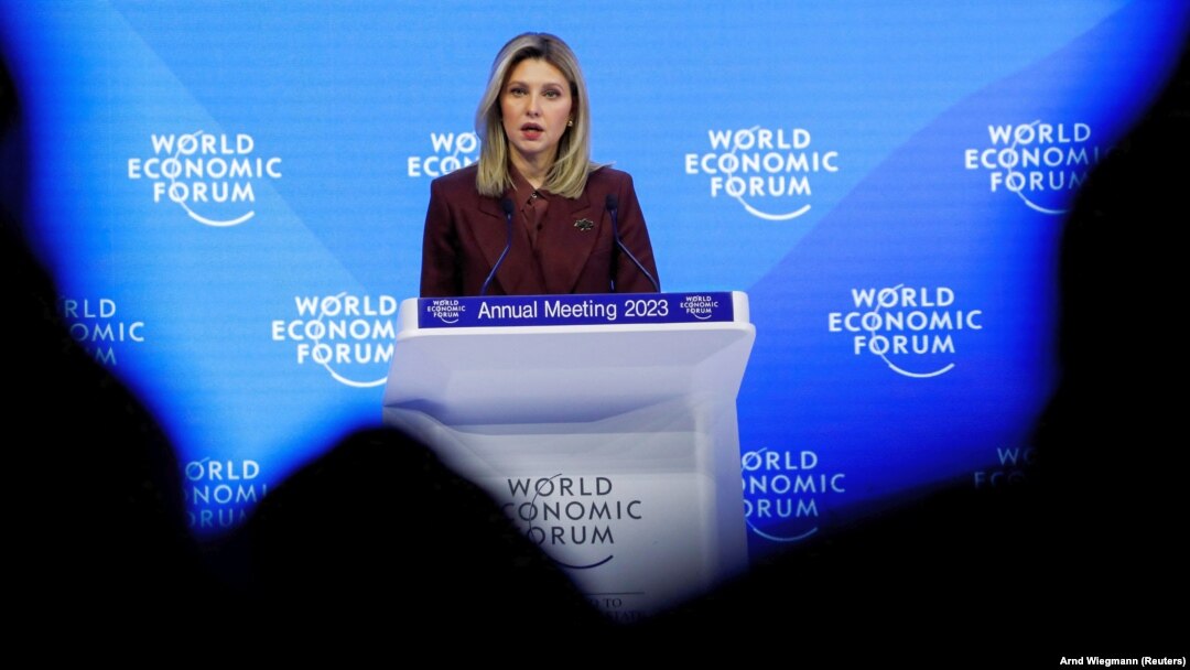 Первая леди Украины Елена Зеленская во время выступления на заседании Всемирного экономического форума (ВЭФ). Давос