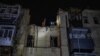 Az orosz rakéta vasárnapról hétfőre virradó éjszaka találta el a négyemeletes lakóházat Harkiv központjában