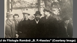 Ion Vasilenco (al doilea din dreapta), 1959
