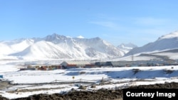 Kumtor had been the target of financial and environmental disagreements for years before turning into the subject of a control battle between the Kyrgyz state and Centerra Gold. (file photo)