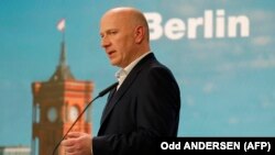 Kandidat Demohrišćanske partije (CDU) Kai Wegner govori nakon prvih izlaznih anketa, Berlin, 12. februar 2023.