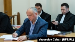 Игорь Додон во время судебного заседания по делу "кулика"