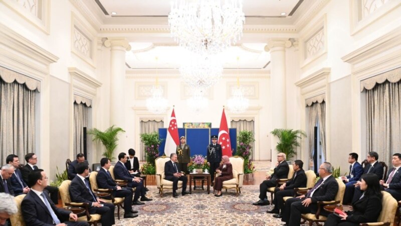 Президенти Сингапур ба  Тошканд сафар кард