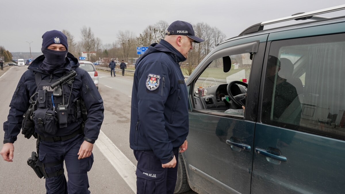 Poland Building Electronic Barrier On Border With Russia - Vimarsana News
