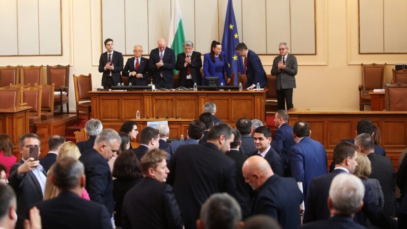 Predsjednik Bugarske raspušta parlament, prijevremeni izbori 2. aprila