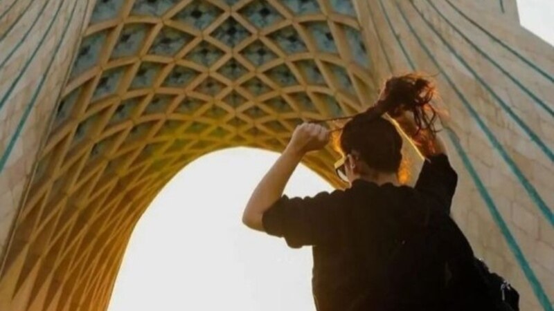 'Revolucija je i dalje živa': Sve više Iranki prkosi zakonu o hidžabu