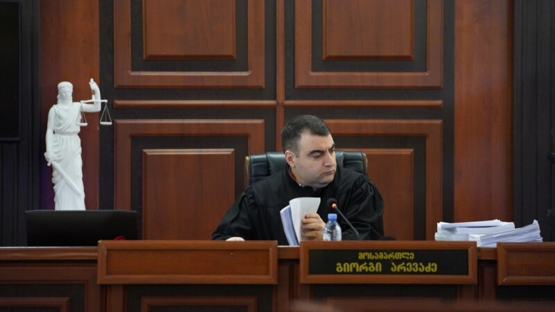 მოსამართლემ მიხეილ სააკაშვილის სასჯელის გადავადების მოთხოვნა არ დააკმაყოფილა