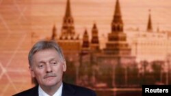 Dmitri Peskov, purtătorul de cuvânt al Kremlinului: „...știm că există oameni de afaceri care „alunecă” pe poziții antirusești și care încearcă să iasă de sub sancțiuni cu o plată de „doisprezece arginți”