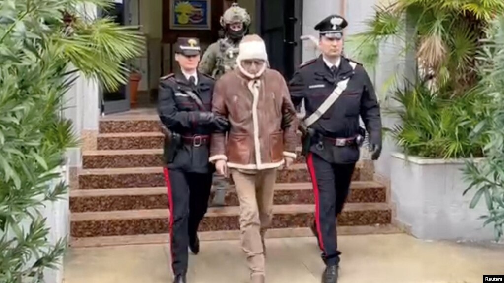 Matteo Messina Denaro, shefi i klanit më të kërkuar mafioz në Itali, pasi u arrestua në Palermo. 16 janar 2023.