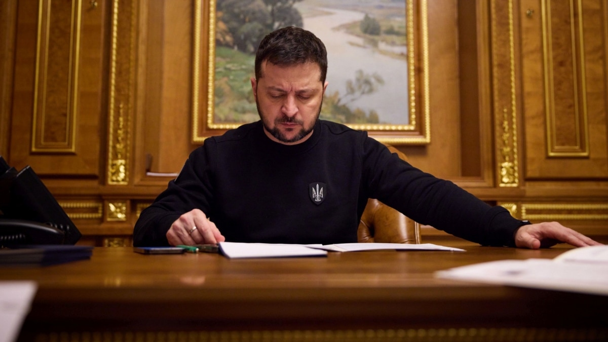 Зеленський підписав укази про нових голів Дніпропетровської, Запорізької та Херсонської областей