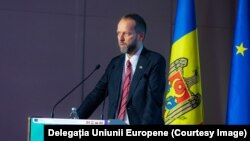 Janis Mazeiks, ambasadorul UE la Chișinău.