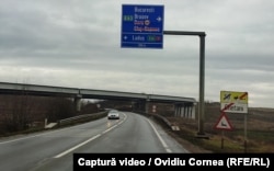 Deși între Gilău și Târgu-Mureș sunt circulabili aproape 100 de kilometri de autostradă, aceștia sunt întrerupți pe o distanță de 15 km între Chețani (Mureș) și Câmpia-Turzii (Cluj).