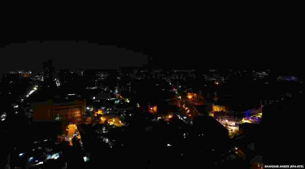 A bird&#39;s-eye view of Pakistan&#39;s financial center in Karachi, known as the &quot;City of Lights,&quot; as the country goes dark.&nbsp; Officials said late on January 23 that power had been restored in many cities, 15 hours after the outage was reported. &nbsp;