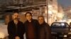 محمد رسول‌اف به همراه اکبر نعیمی، فعال مدنی، و مصطفی عبدی از دراویش گنابادی پس از آزادی مقابل زندان اوین