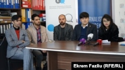 Katër gazetarët afganë që janë strehuar në Kosovë. 31 janar 2023.