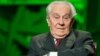 Mircea Carp, jurnalistul de prestigiu al posturilor de radio Vocea Americii și Europa Liberă este martorul unui secol de istorie pe care l-a trăit pe frontul războiului și pe frontul jurnalismului, mereu în slujba adevărului și al Românei.