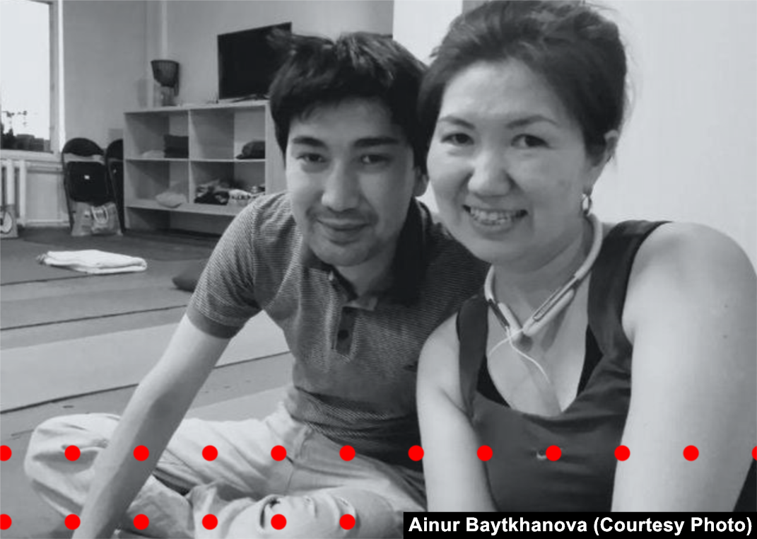 Әдемі фигура порносы бар әдемі спортшы Мастурбатор қынап порно видео