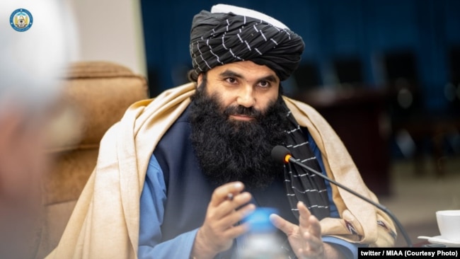 Il ministro dell'Interno del governo talebano, Sirajuddin Haqqani, è stato designato dagli Stati Uniti come terrorista internazionale particolarmente pericoloso
