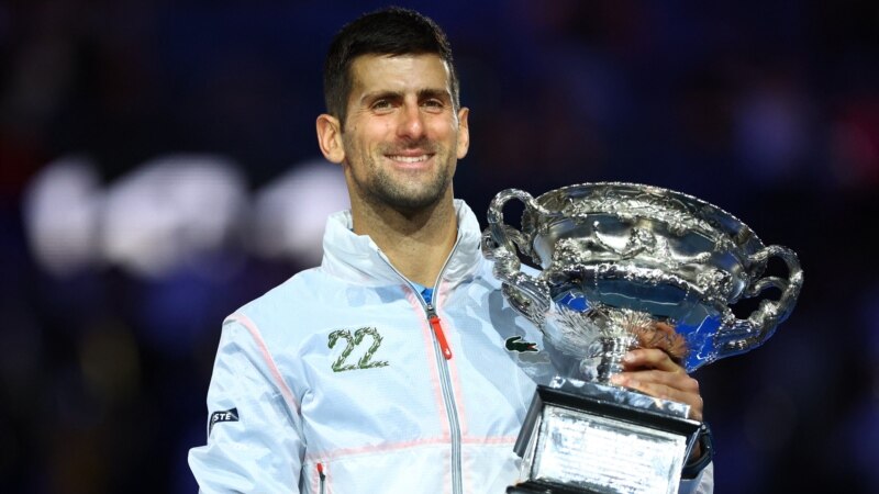 Novak Gjokoviq fiton për herë të 10-të në Australian Open