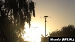 د ارزګان مرکز ترینکوټ ښار د شپې انځور