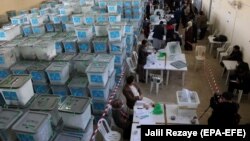 The new delay comes shortly after Afghanistan's election commission announced it was stopping a planned recount and audit of the votes. (file photo)