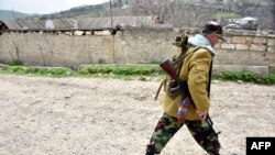 Një ushtar në Nagorno-Karabakh, 6 prill 2016