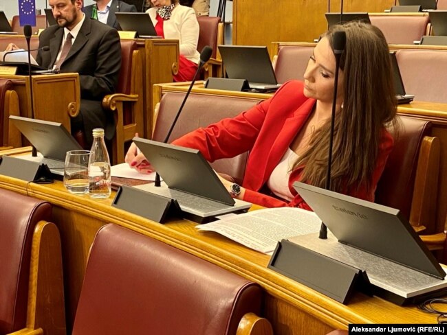 ministrja e Punëve Publike, Majda Adxheviq
