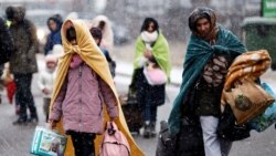 Izbeglice stižu u privremeni kamp Przemislu u Poljskoj, 28. februar