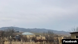 По данным Еревана, из соображений безопасности из села Храморт Аскеранского района эвакуировали женщин и детей