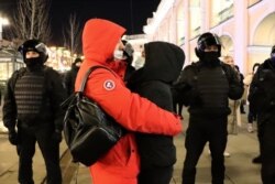 Protesti protiv rata u Ukrajini održani u Sankt Petersburgu