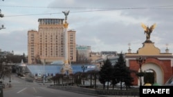Київ пережив ніч боротьбою з ДРГ і в очікуванні авіаційних ударів 