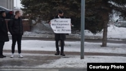 Vladimir Avdonin holds a one-man anti-war picket in Samara on February 25, 2022, the day after Russia's unprovoked invasion of Ukraine.