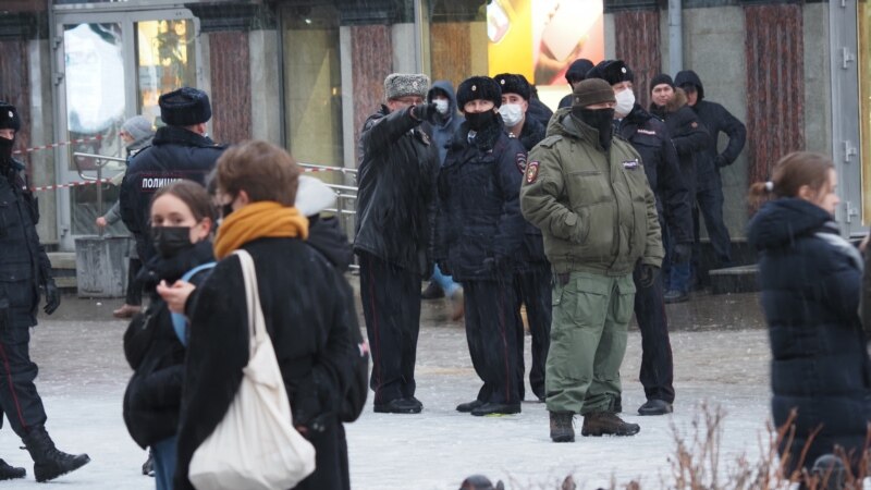 Казандагы мәхкәмә сугышка каршы чарада катнашкан  9 кешене гаепсез дип тапкан