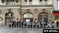 Aktivisti u Beogradu obilježili 29. godišnjicu od zločina u Štrpcima