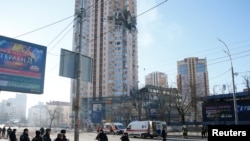 روسي ځواکونو کیف ښار محاصره کړی دی.