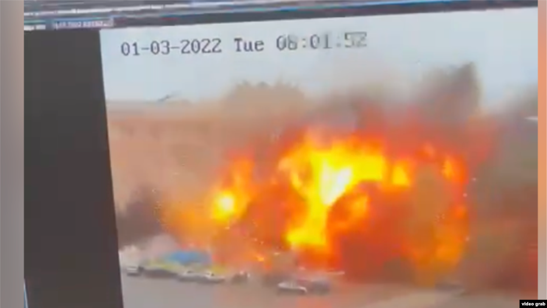 Orașul Harkov este frecvent ținta atacurilor aeriene. În urmă cu câteva luni, o rachetă a explodat în centrul orașului, lângă primărie.