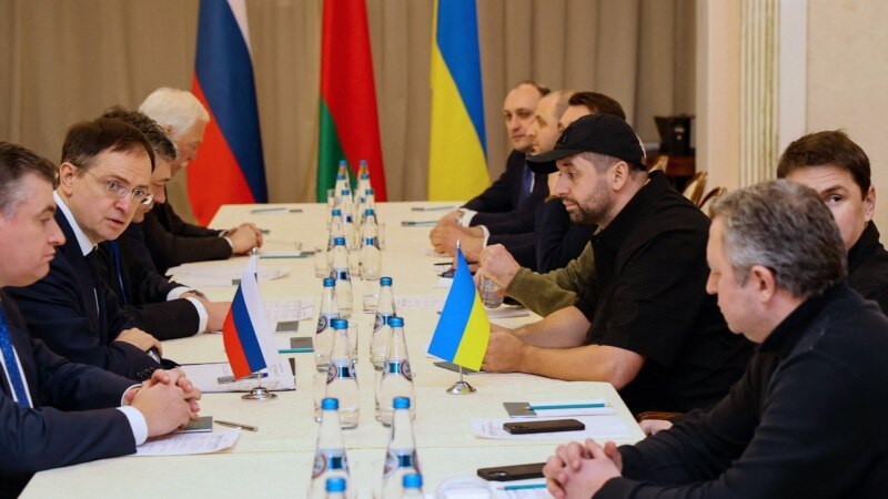 Прва рунда разговори Украина и Русија без договор за мир
