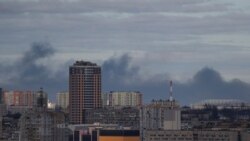 Dim posle raketnih napada kod Kijeva, 27. februar 2022.