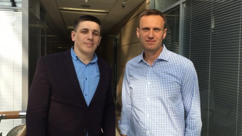 Навальный передал 10 тысяч евро премии фонда Немцова семьям политзаключенных
