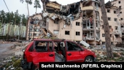 Zonă rezidențială în orașul Irpin, regiunea Kiev, după bombardament, 2 martie 2022